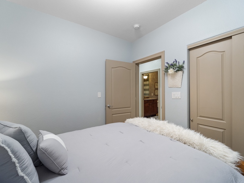 BEDROOM 2 - QUEEN ON MAIN LEVEL
