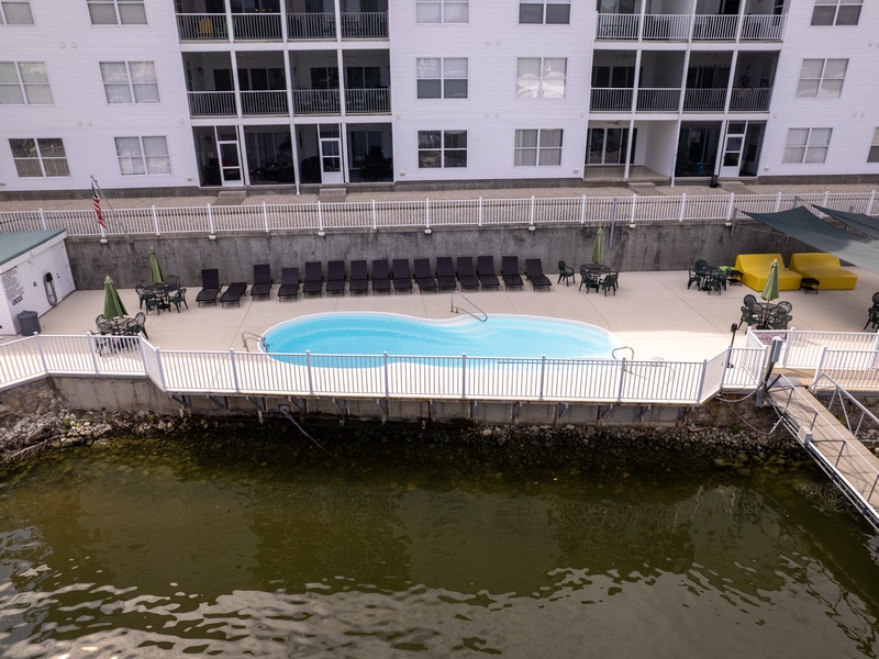 AERIAL VIEW OF THE LAKESIDE POOL