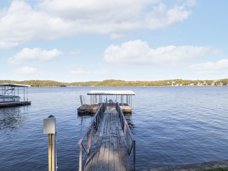 LAKEOZARKVACATION.COM