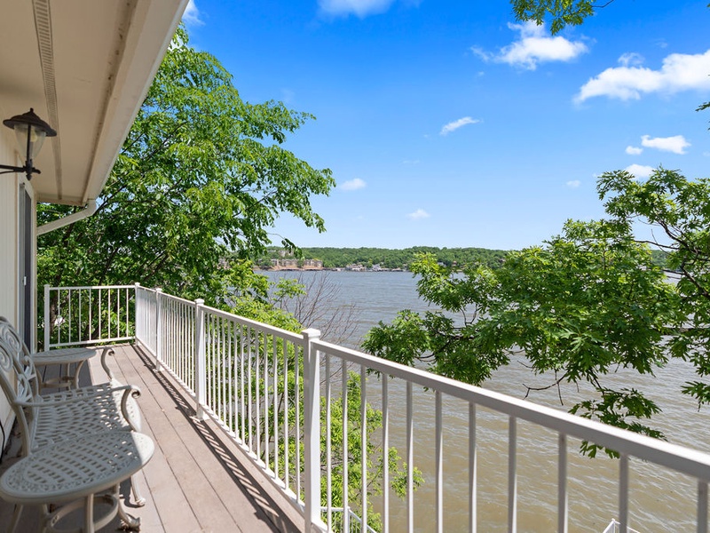 Main level lakeview deck