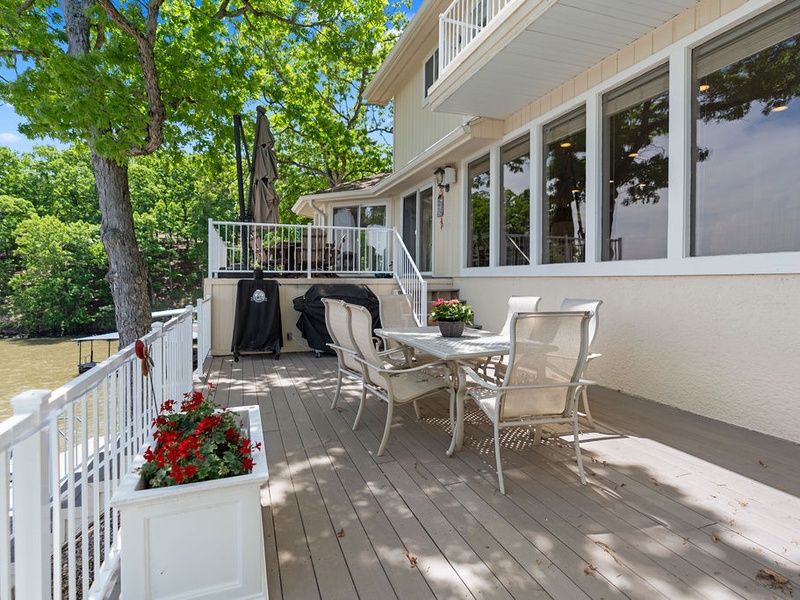Lakeview deck
