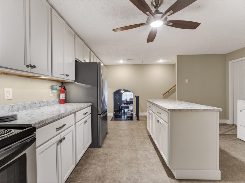 SECOND KITCHEN