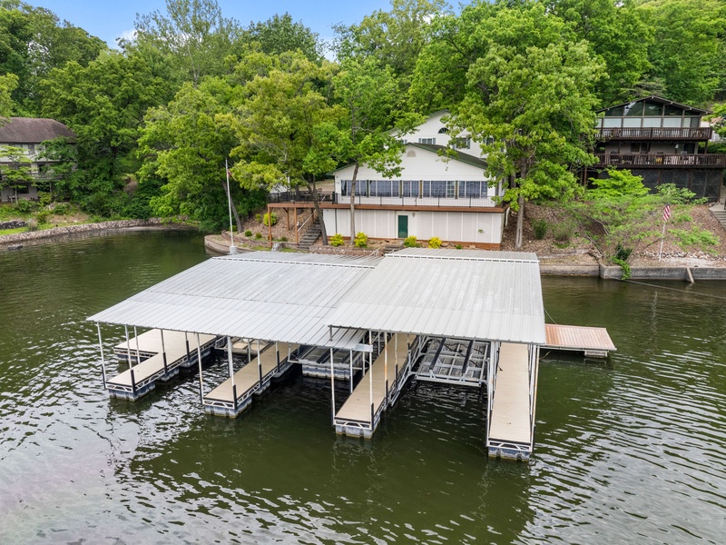 LAKESIDE EXTERIOR AND DOCK