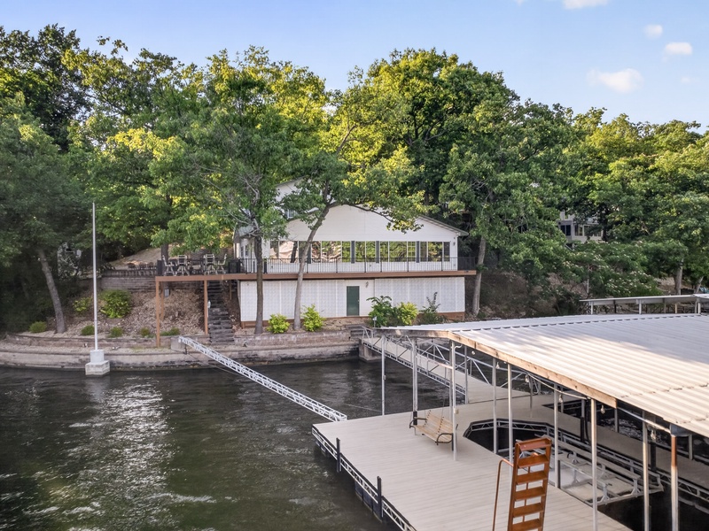 LAKESIDE EXTERIOR AND DOCK
