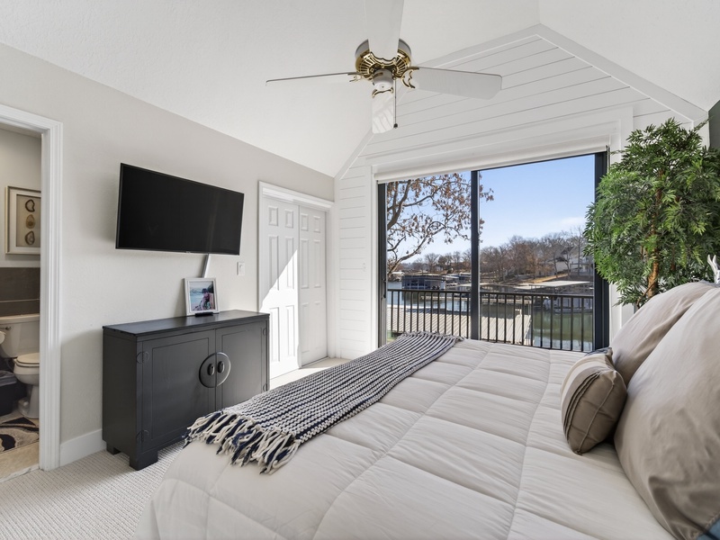 BEDROOM 4 - KING BED ON UPPER LEVEL