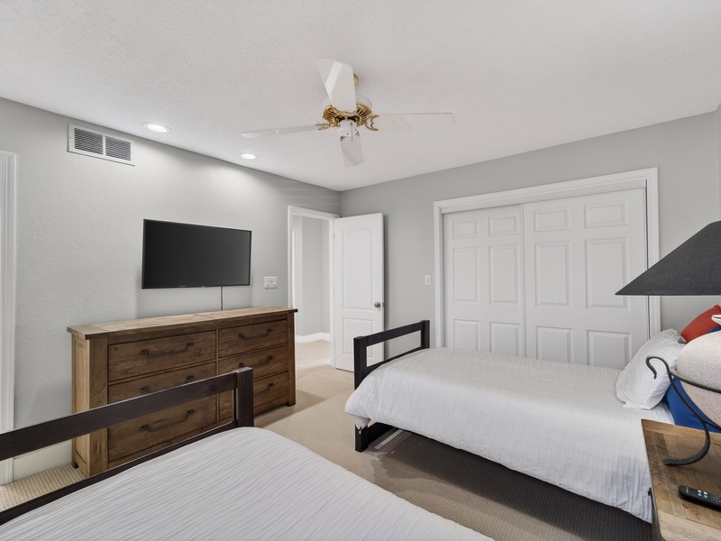 BEDROOM 3 - TWIN BEDS ON UPPER LEVEL
