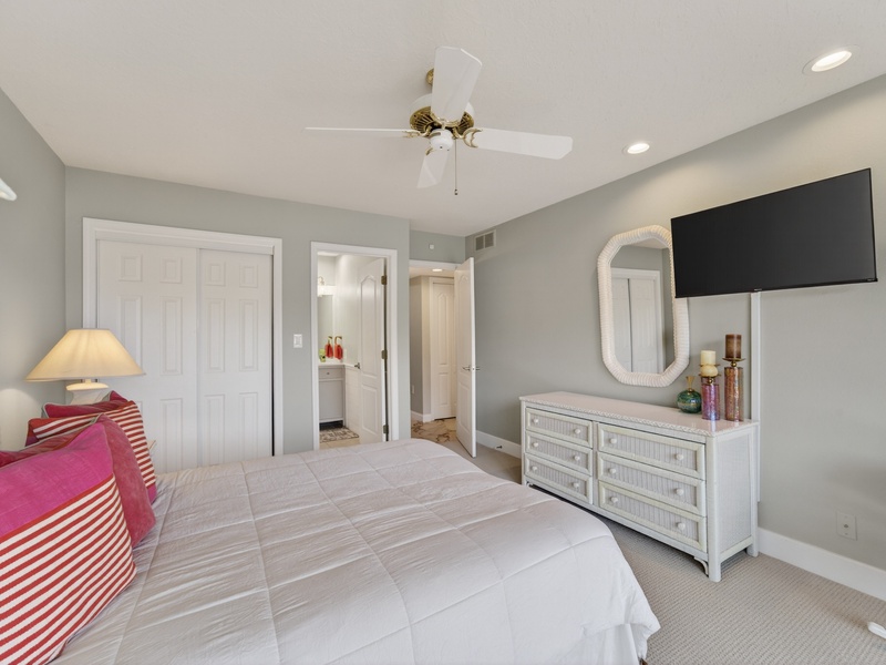 BEDROOM 6 - QUEEN ON LOWER LEVEL