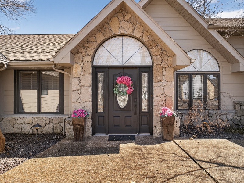 FRONT ENTRY