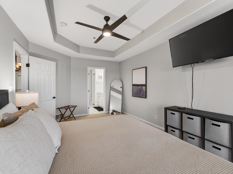 BEDROOM 1 - KING BED