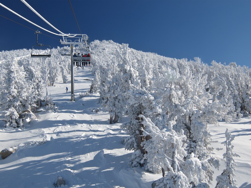 Incline village ski resort  Diamond Peak 
