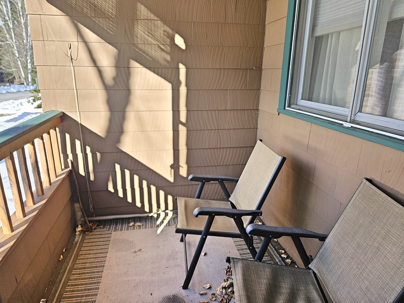 Deck seating