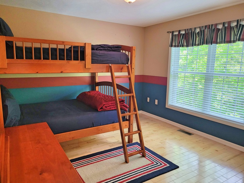 3rd bedroom with full over full bunks