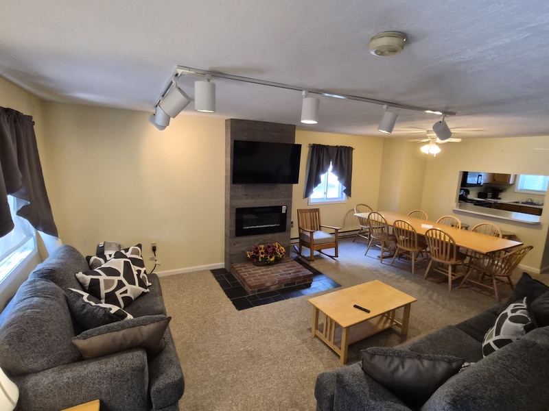 Alpine Village 155 - Living/Dining Area