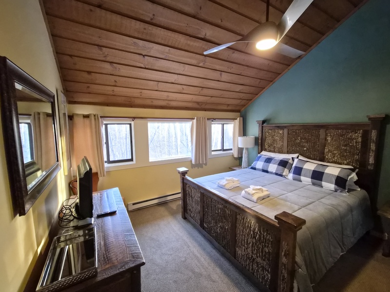 Primary Bedroom w/ King Bed 