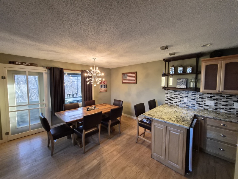 Kitchen-Dining Area