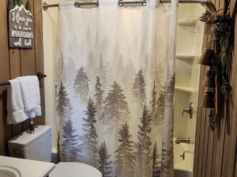 Bathroom - Primary Bedroom
