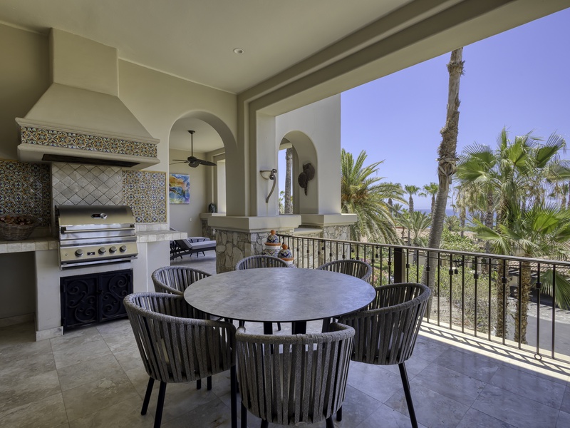 Private Terrace and Grill