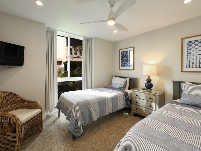 D14 secondary bedroom