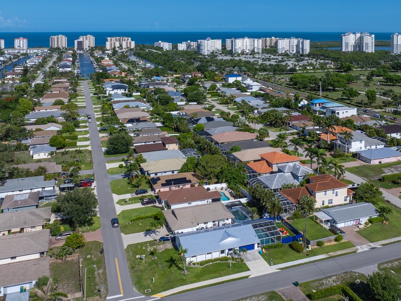 North Naples - Aerial view