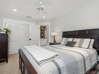 Guest bedroom