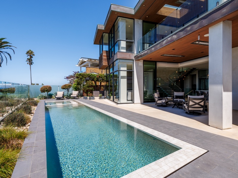 Welcome to Del Mar Oceanfront Retreat