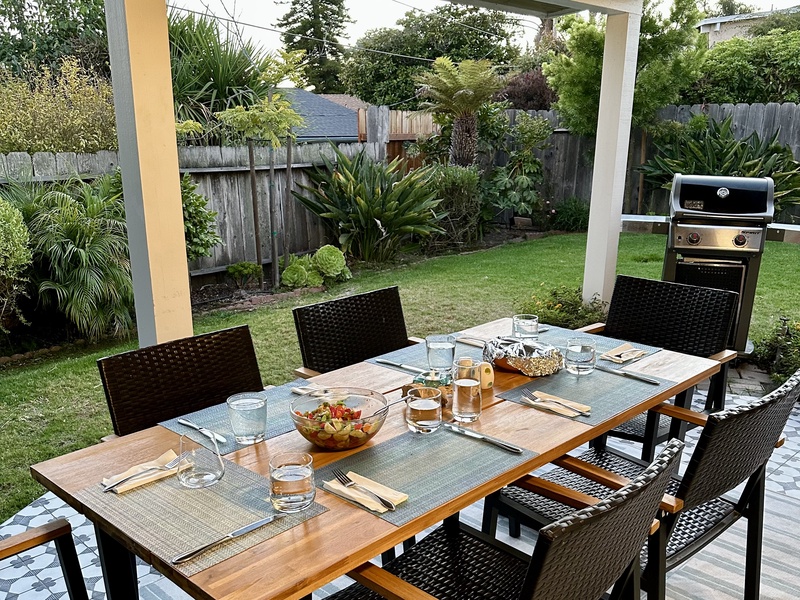 Delight in alfresco dining for four surrounded by decorative tile, and fire up the flavor with a convenient propane BBQ. Your outdoor retreat awaits!