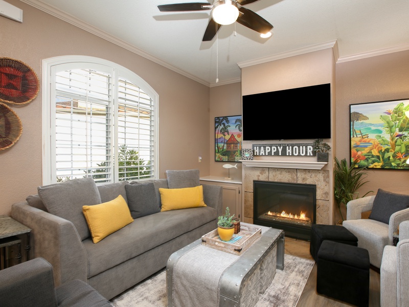 Sink into relaxation in our light-filled living room. Whether you’re warming up by the fireplace on a breezy coastal evening or streaming your favorite movies on the Smart TV, there’s ample seating for the whole crew to gather and share stories of the day's island adventures.
