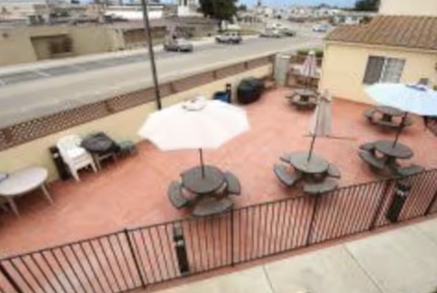 Gather your crew and fire up the natural gas BBQ in the shared outdoor area, complete with plenty of tables—perfect for grilling tasty bites and making memories with friends and family