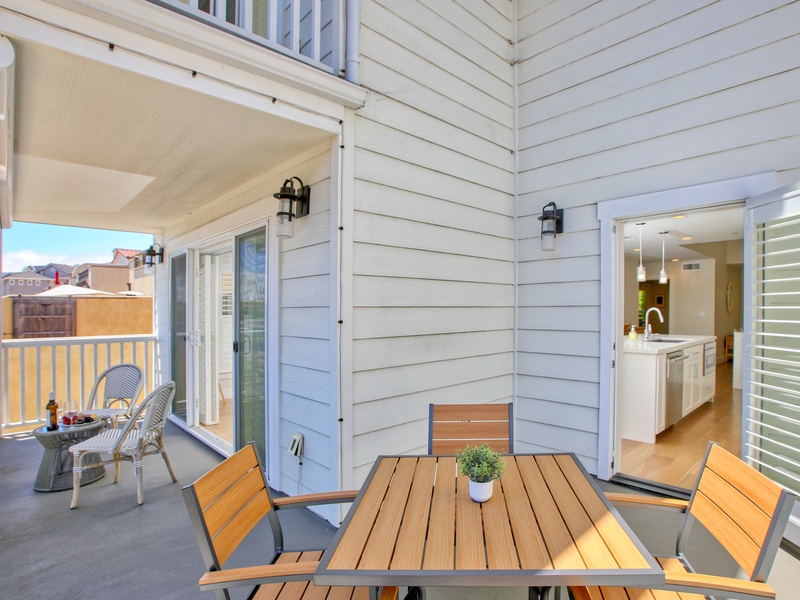 Step right off the living room onto your private patio — ideal for dining al fresco under the coastal sky. Enjoy morning coffee, sunset dinners, or a glass of local wine surrounded by ocean-kissed breezes.