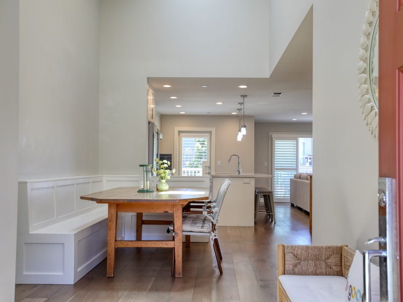 Furnishings have been carefully chosen to create a space that’s both soothing and inspiring.